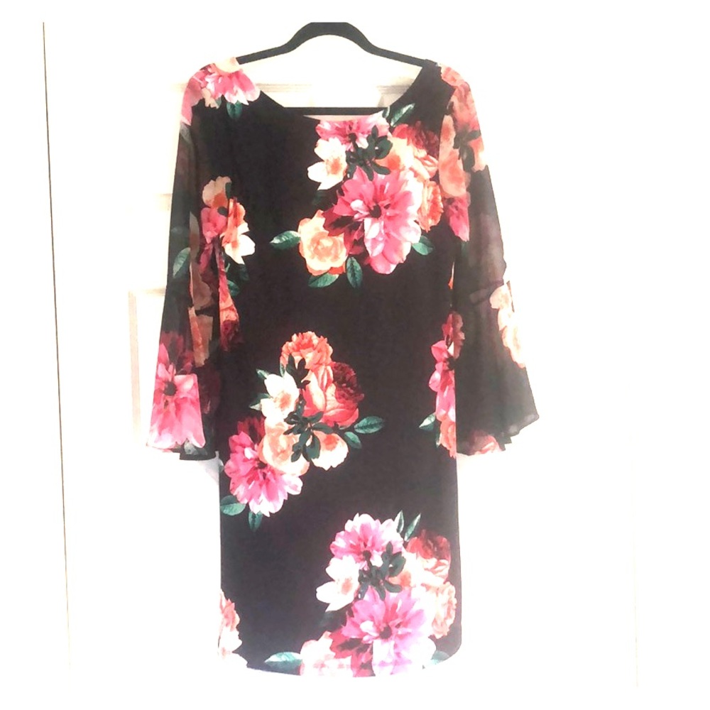 J. Howard floral NWOT